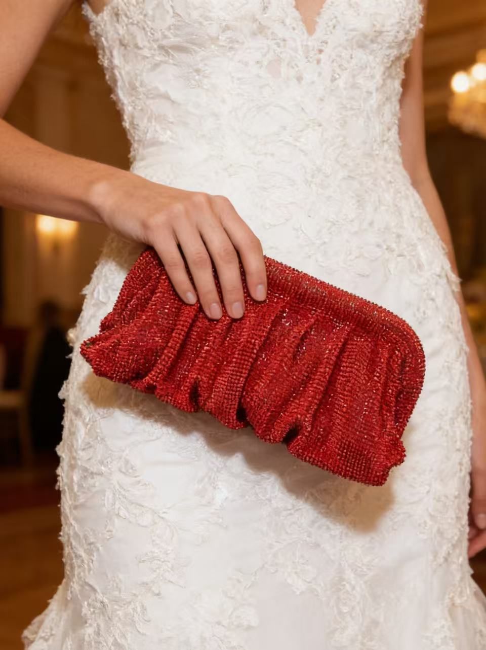 Women Fashion Reddit - Red Aluminum Mesh Rhinestone Pleated Cloud