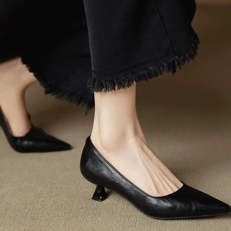 Simple Stiletto Single Shoes A - Women Fashion Simple 评论和价格