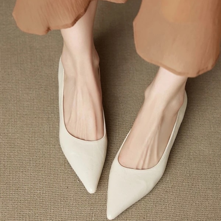 Simple Stiletto Single Shoes A - Women Fashion Simple 评论和价格