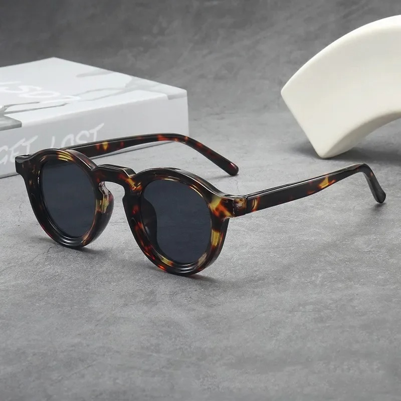 High Quality Round Sunglasses  - Women Fashion Glasses 评论和价格